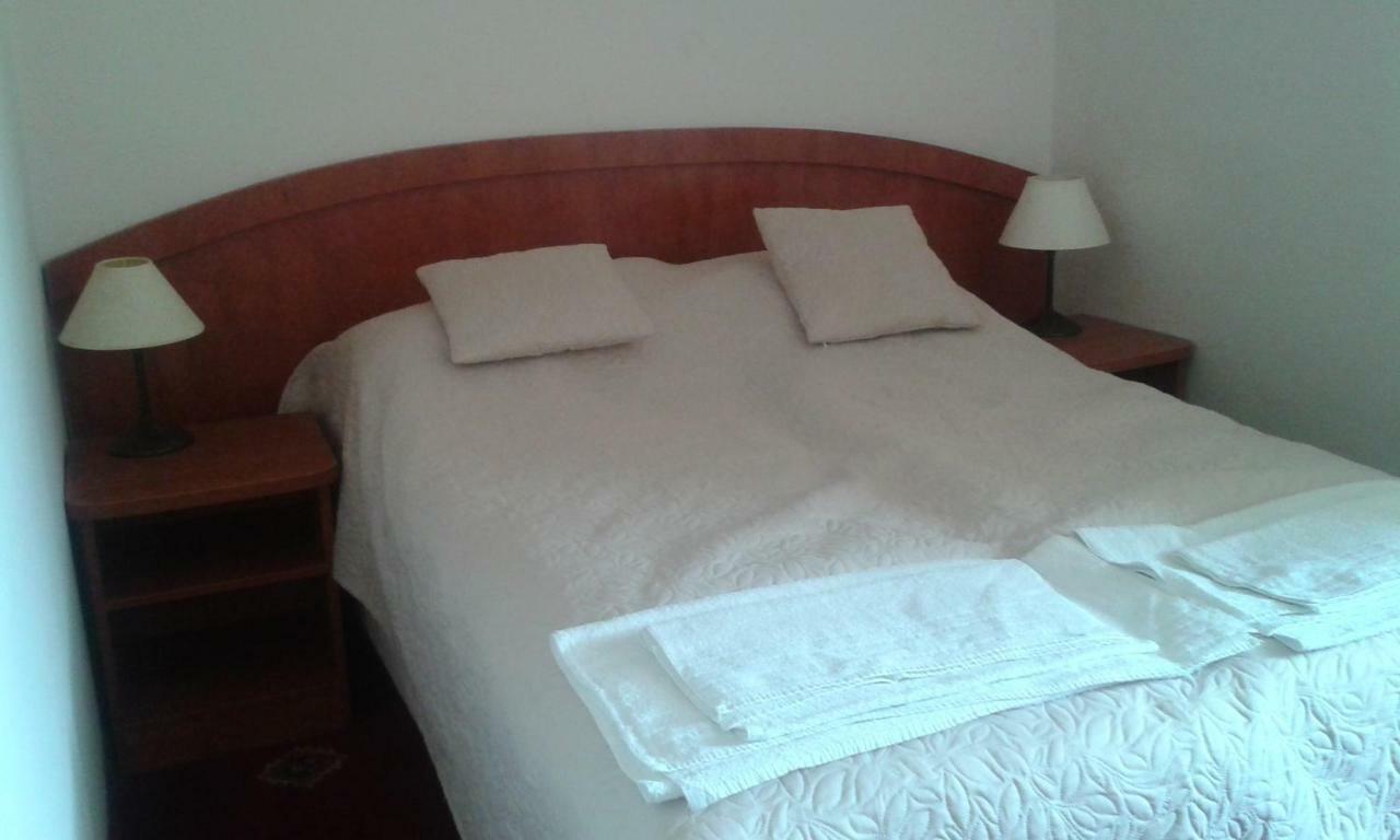 Dwor Dluzniewo Bed and Breakfast Buitenkant foto